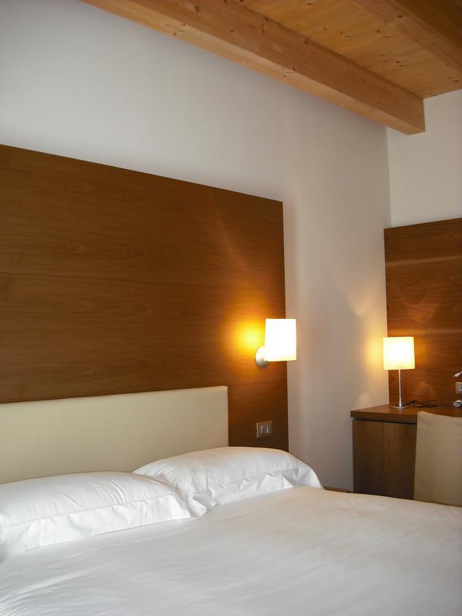 Hotel Opera Доссобуоно Номер фото