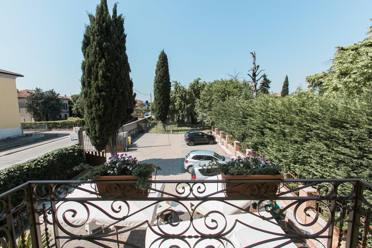 Hotel Opera Доссобуоно Экстерьер фото
